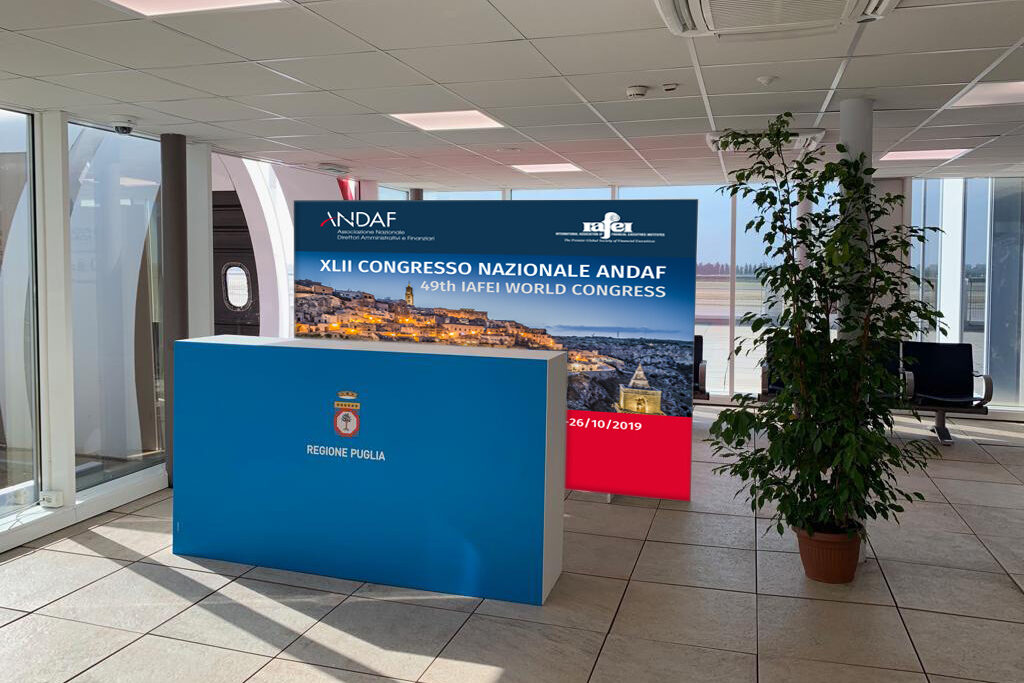 Fondale Aeroporto per pubblicizzare Congresso Nazionale Andaf a Matera nel 2019