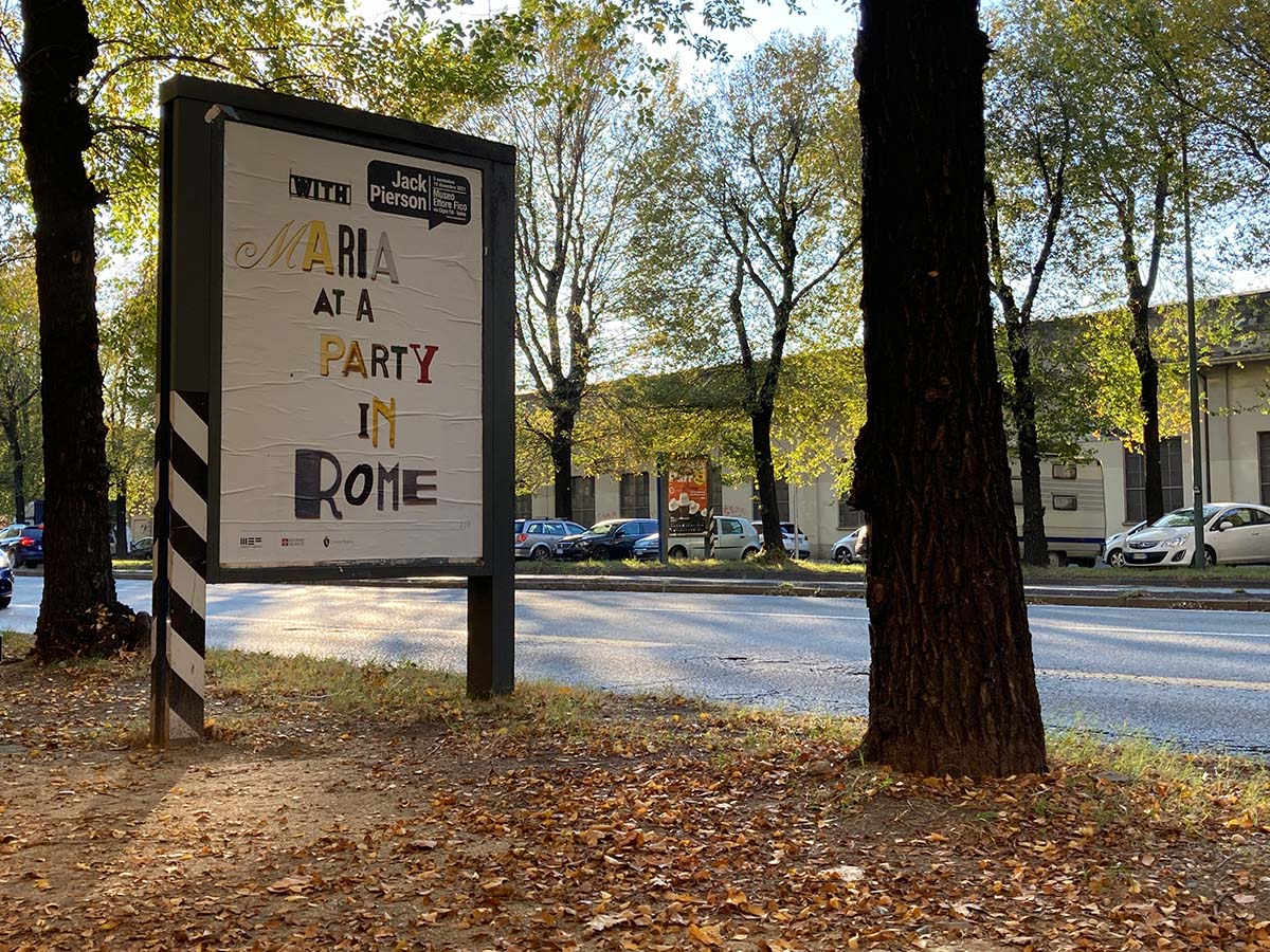 Un cartellone pubblicitario che presenta la mostra "Jack Pierson" del Museo Ettore Fico di Torino